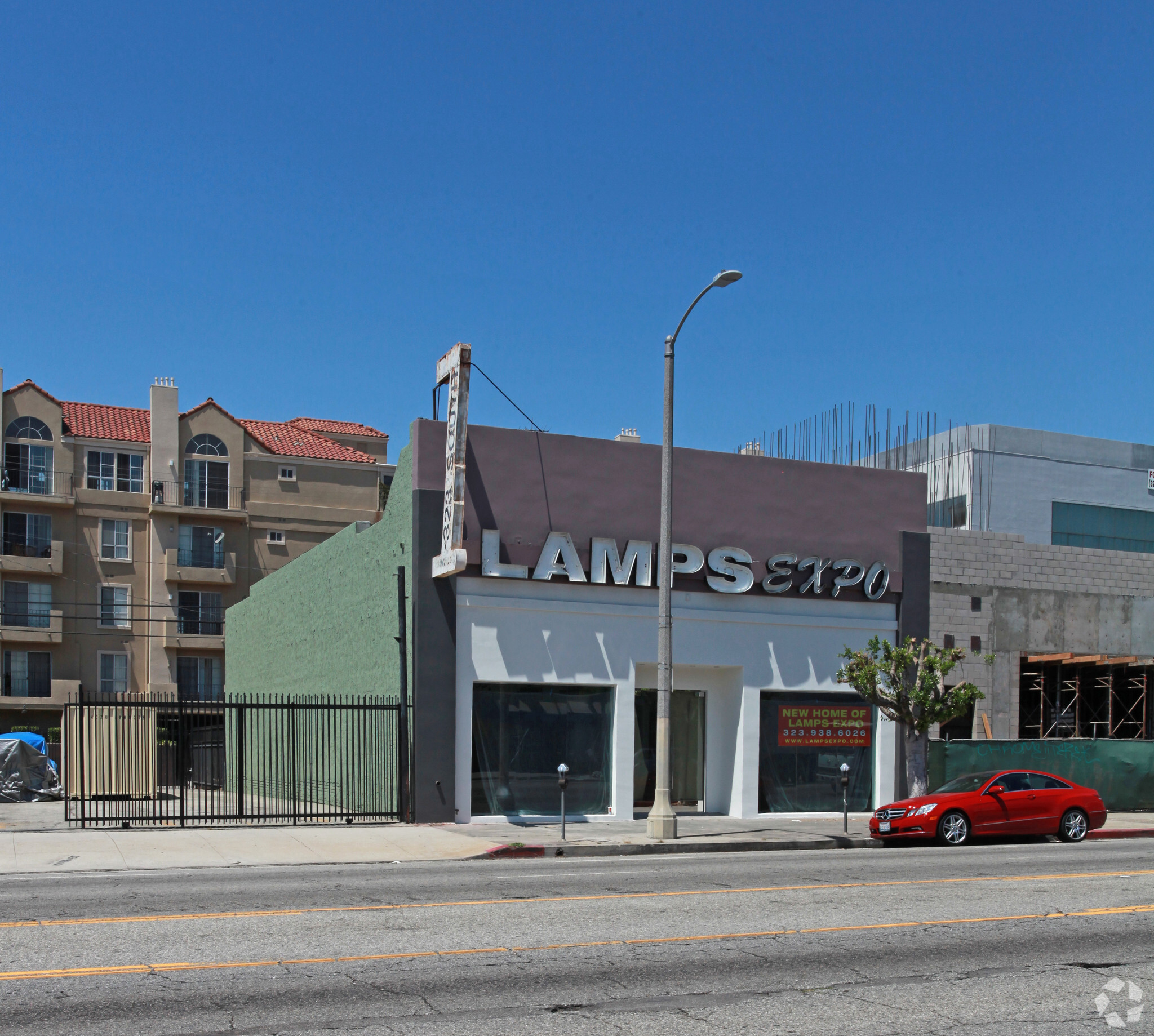 323 S La Brea Ave, Los Angeles, CA for lease Building Photo- Image 1 of 3