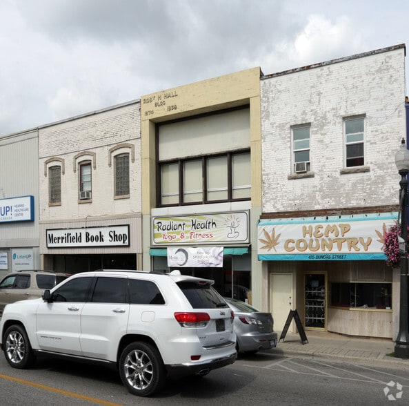 473 Dundas St, Woodstock, ON for lease - Building Photo - Image 2 of 11