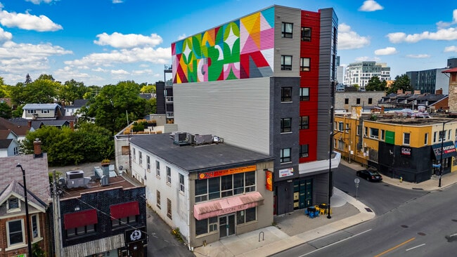 More details for 162 Division St, Kingston, ON - Retail for Sale