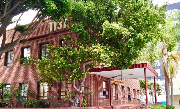 1137 2nd St, Santa Monica, CA à louer - Photo du bâtiment - Image 3 de 7