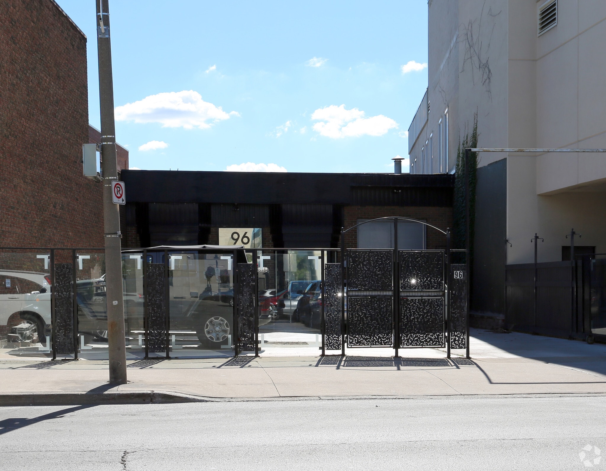 96 King St, St Catharines, ON for sale Primary Photo- Image 1 of 1