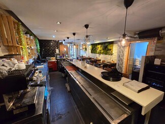 Plus de détails pour Commerce de détail à louer