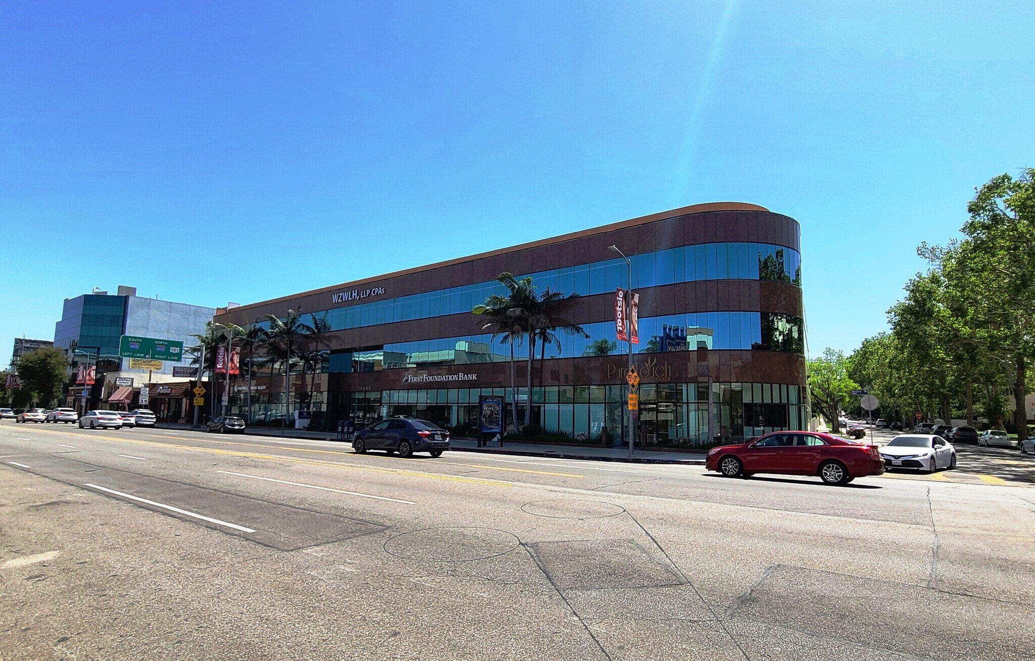 15490 Ventura Blvd, Sherman Oaks, CA for lease Primary Photo- Image 1 of 10