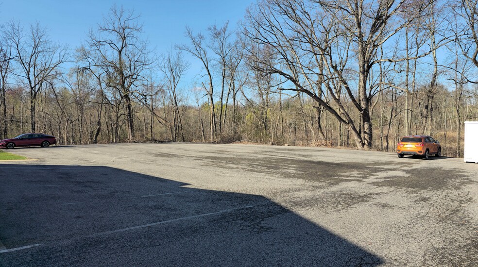 850 N West End Blvd, Quakertown, PA à vendre - Photo du bâtiment - Image 3 de 12