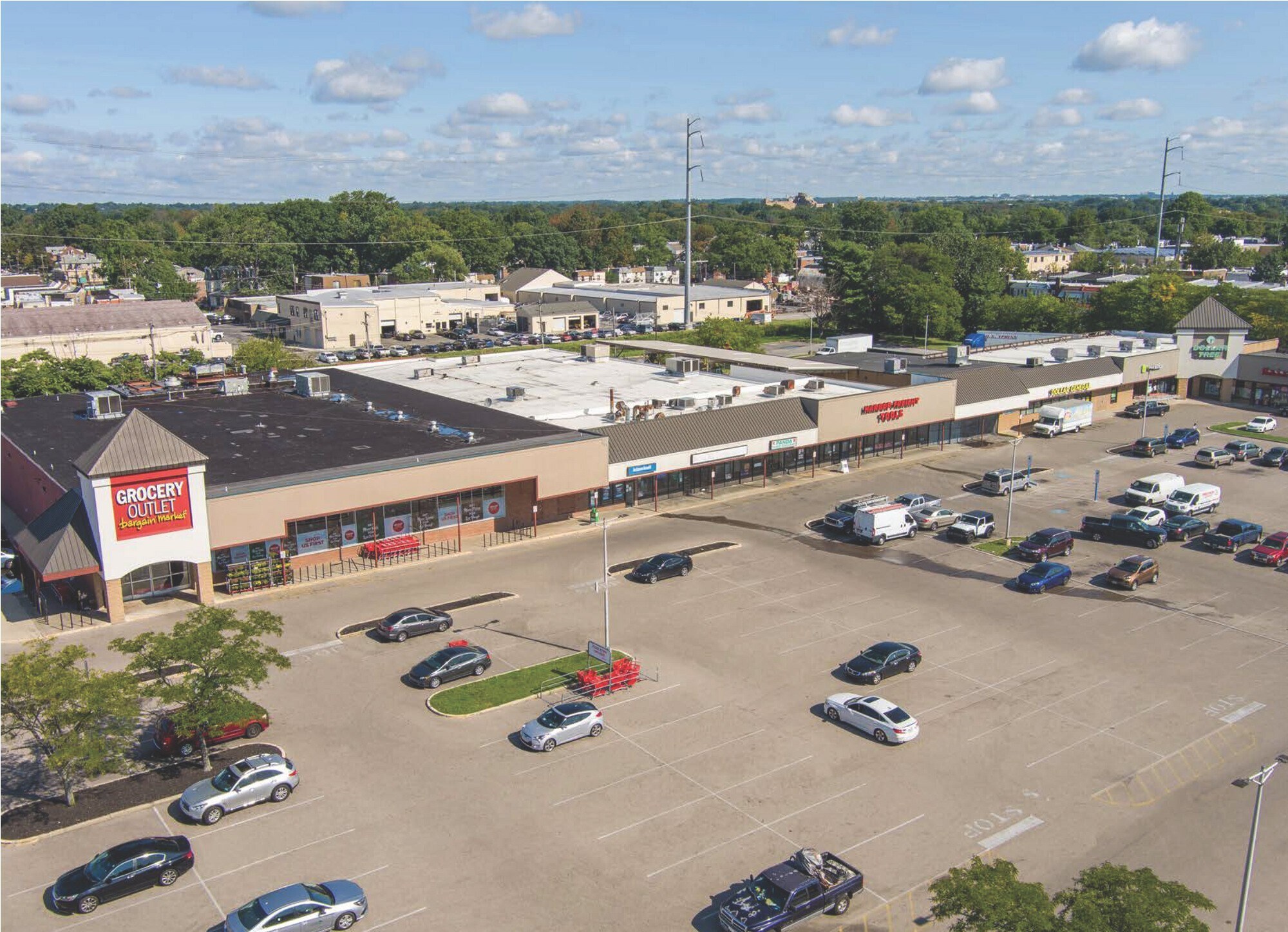 1130 Chester Pike Ave, Sharon Hill, PA à louer Photo principale- Image 1 de 8