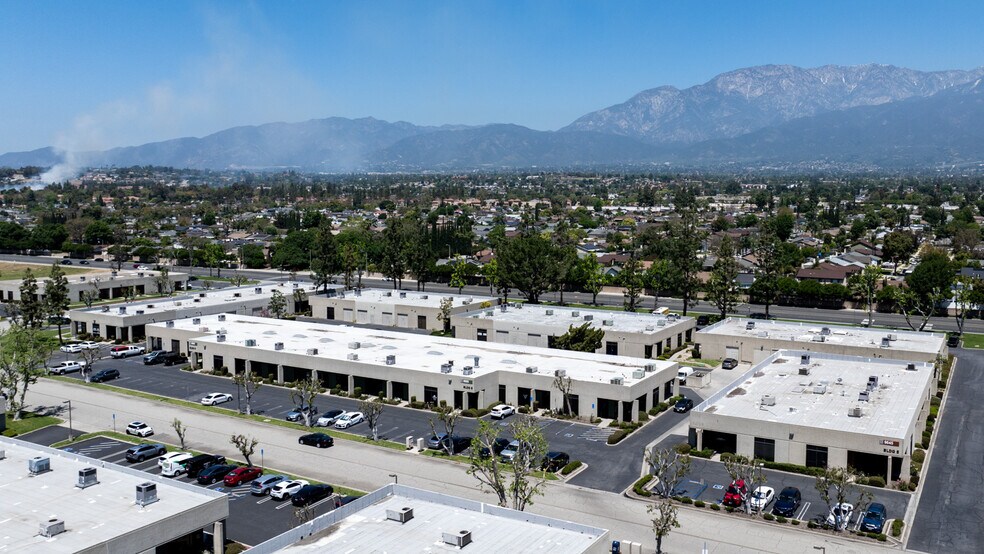 9650 Business Center Dr, Rancho Cucamonga, CA à louer - Photo du bâtiment - Image 2 de 8