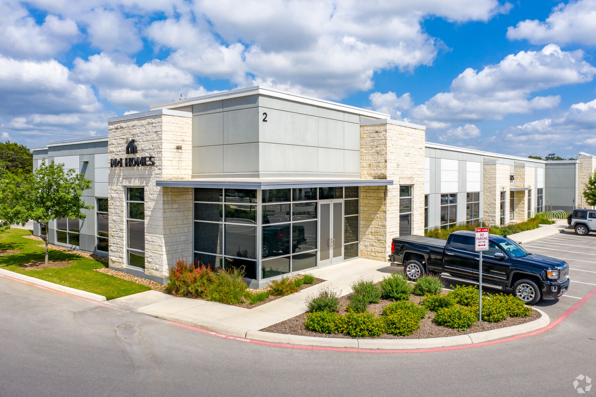 4949 N Loop 1604 W, San Antonio, TX for lease Building Photo- Image 1 of 10