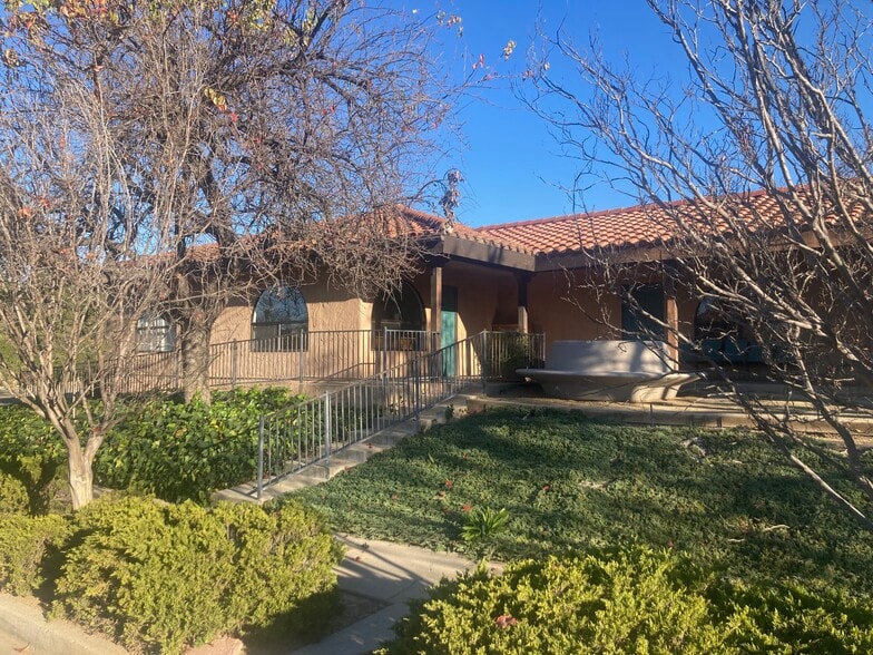 201-207 Church St, Ojai, CA for lease - Building Photo - Image 2 of 15