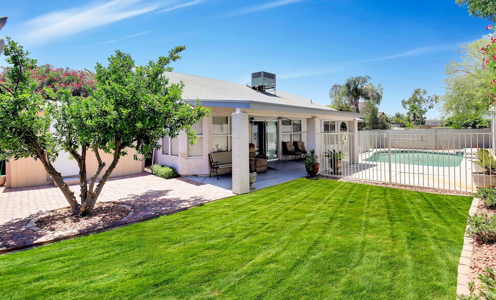 7861 W Brown St, Peoria, AZ à louer - Photo du bâtiment - Image 2 de 28