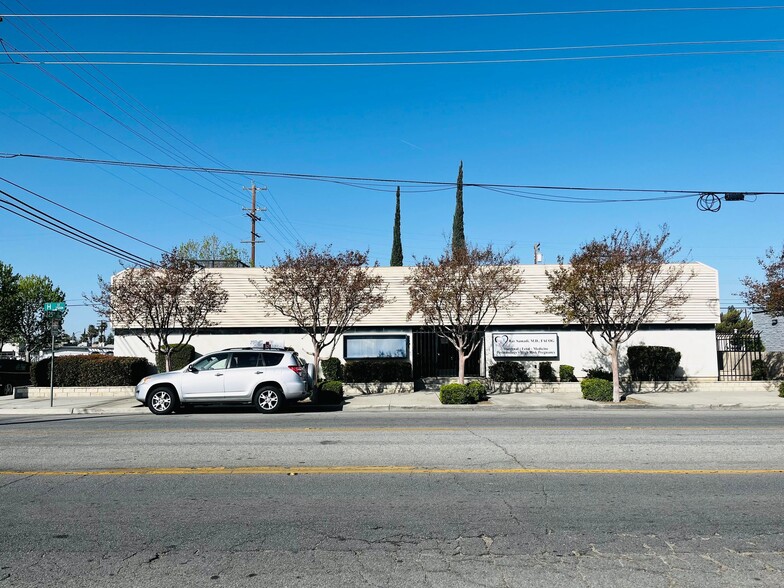 2501 H St, Bakersfield, CA for lease - Building Photo - Image 1 of 13