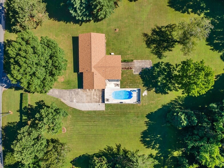 1495 Jeff Rd NW, Huntsville, AL à vendre - Photo du bâtiment - Image 3 de 28