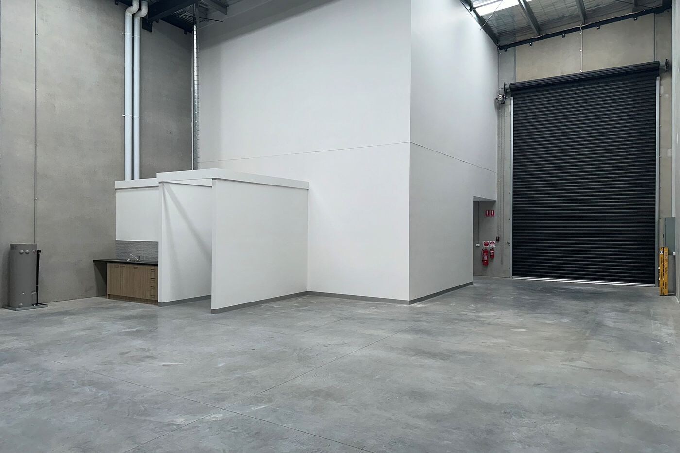 35 Gwen Rd, Cranbourne West for lease Interior Photo- Image 1 of 2