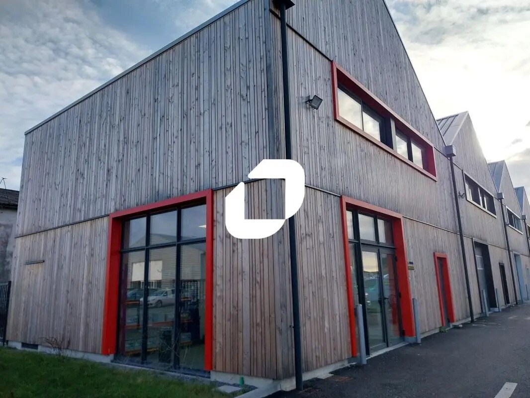 Flex dans Saint-Herblain à louer Photo du bâtiment- Image 1 de 8