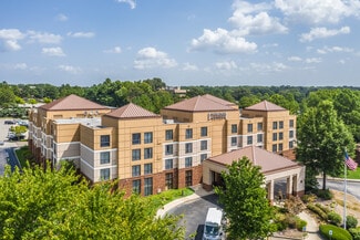 Plus de détails pour 1070 Ridge Lake Blvd, Memphis, TN - Services hôteliers à vendre
