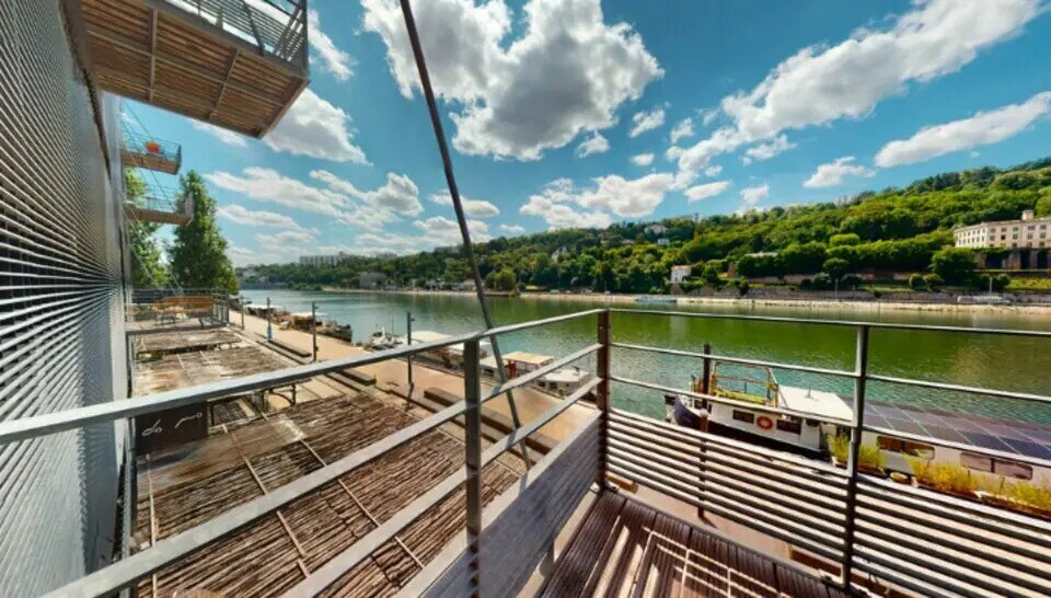 Commerce de détail dans Lyon à louer Photo du bâtiment- Image 1 de 14