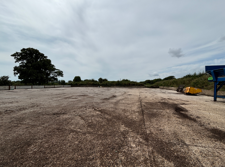 Manor Rd, Hayling Island à louer - Photo principale - Image 1 de 1