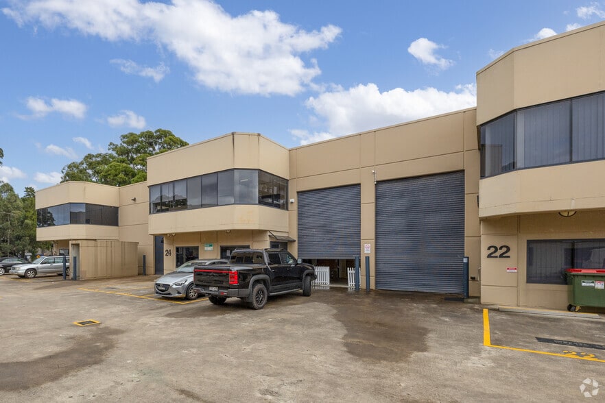 108 Old Pittwater Rd, Brookvale for sale - Building Photo - Image 1 of 5