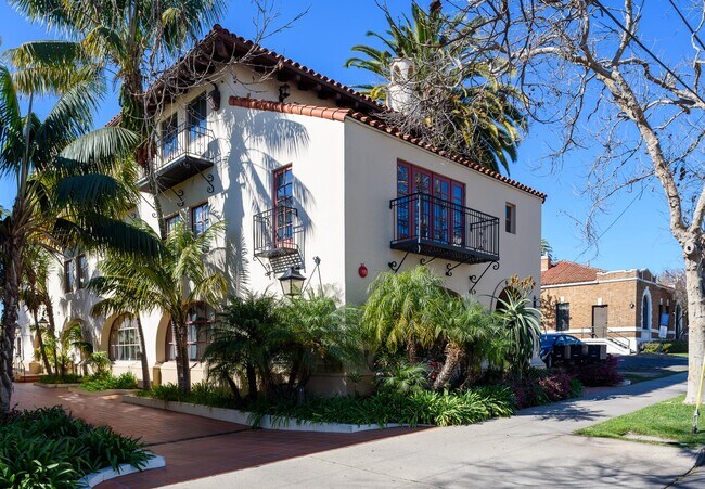 Plus de détails pour 1221 Chapala St, Santa Barbara, CA - Bureau à vendre