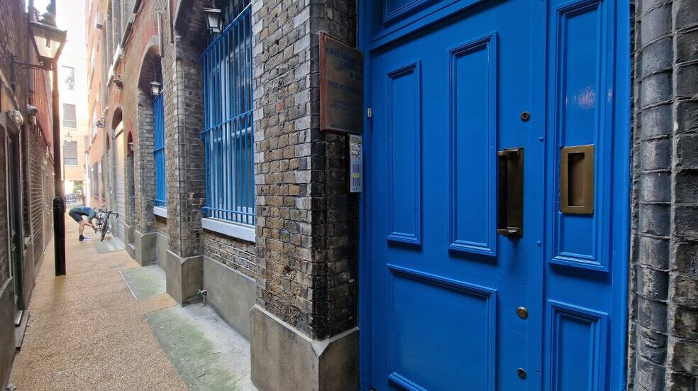 Faulkner's Aly, Londres à louer - Photo du bâtiment - Image 2 de 12