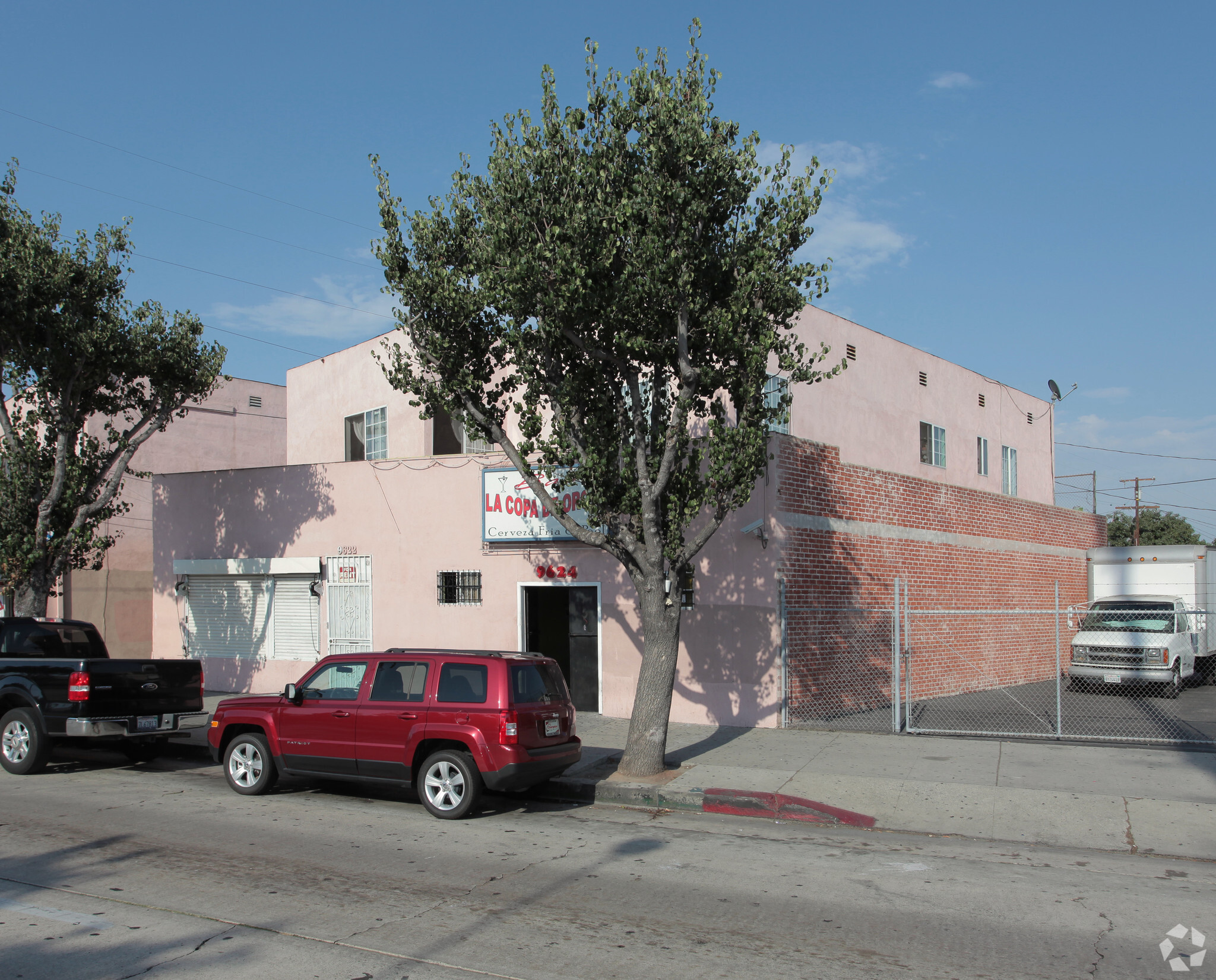 9622-9624 Long Beach Blvd, South Gate, CA for sale Primary Photo- Image 1 of 1