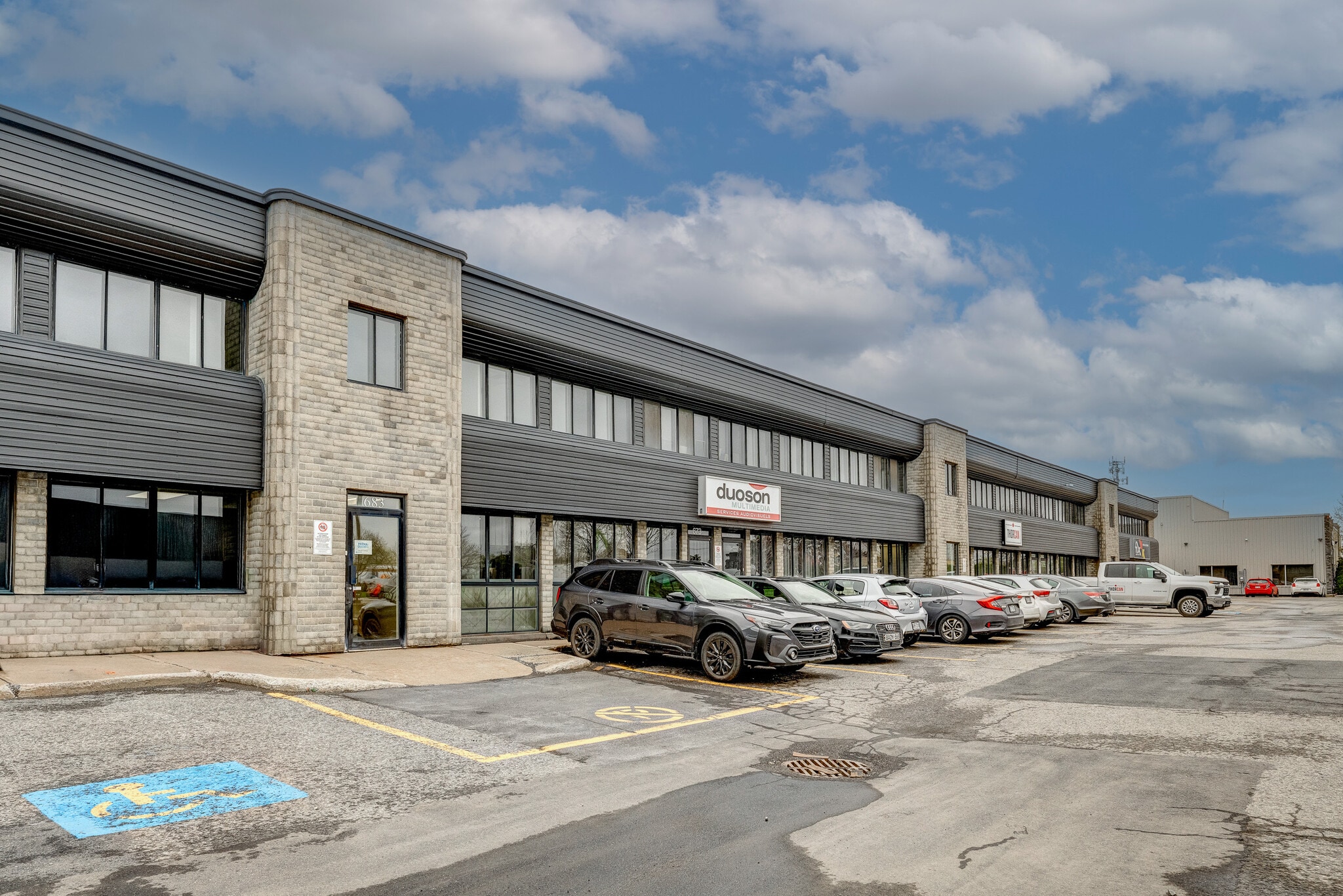 667 Giffard, Longueuil, QC for lease Interior Photo- Image 1 of 12