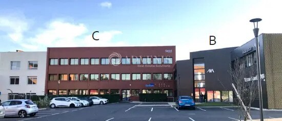 Office in Villefranche-sur-Saône for lease - Building Photo - Image 2 of 12