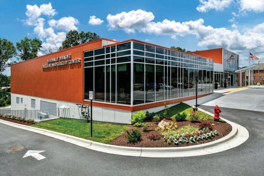 9201 Cherry Ln, Laurel, MD for sale - Building Photo - Image 2 of 21