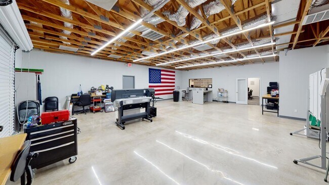 More details for 64 Green St, Warner Robins, GA - Industrial for Lease