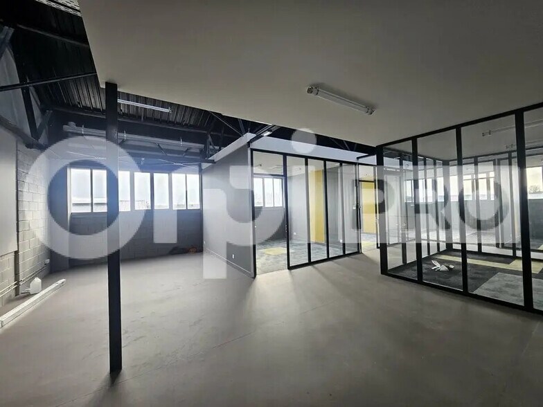 Office in Reims for sale - Building Photo - Image 3 of 12