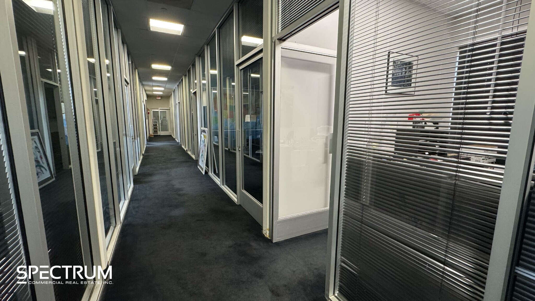 21617-21621 Nordhoff St, Chatsworth, CA for lease Interior Photo- Image 1 of 8