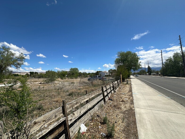 3038 D 1/2 Rd, Grand Junction, CO à vendre - Photo du bâtiment - Image 2 de 3