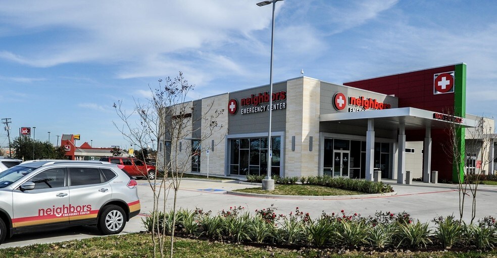 101 S John Redditt Dr, Lufkin, TX à vendre - Photo du bâtiment - Image 3 de 23