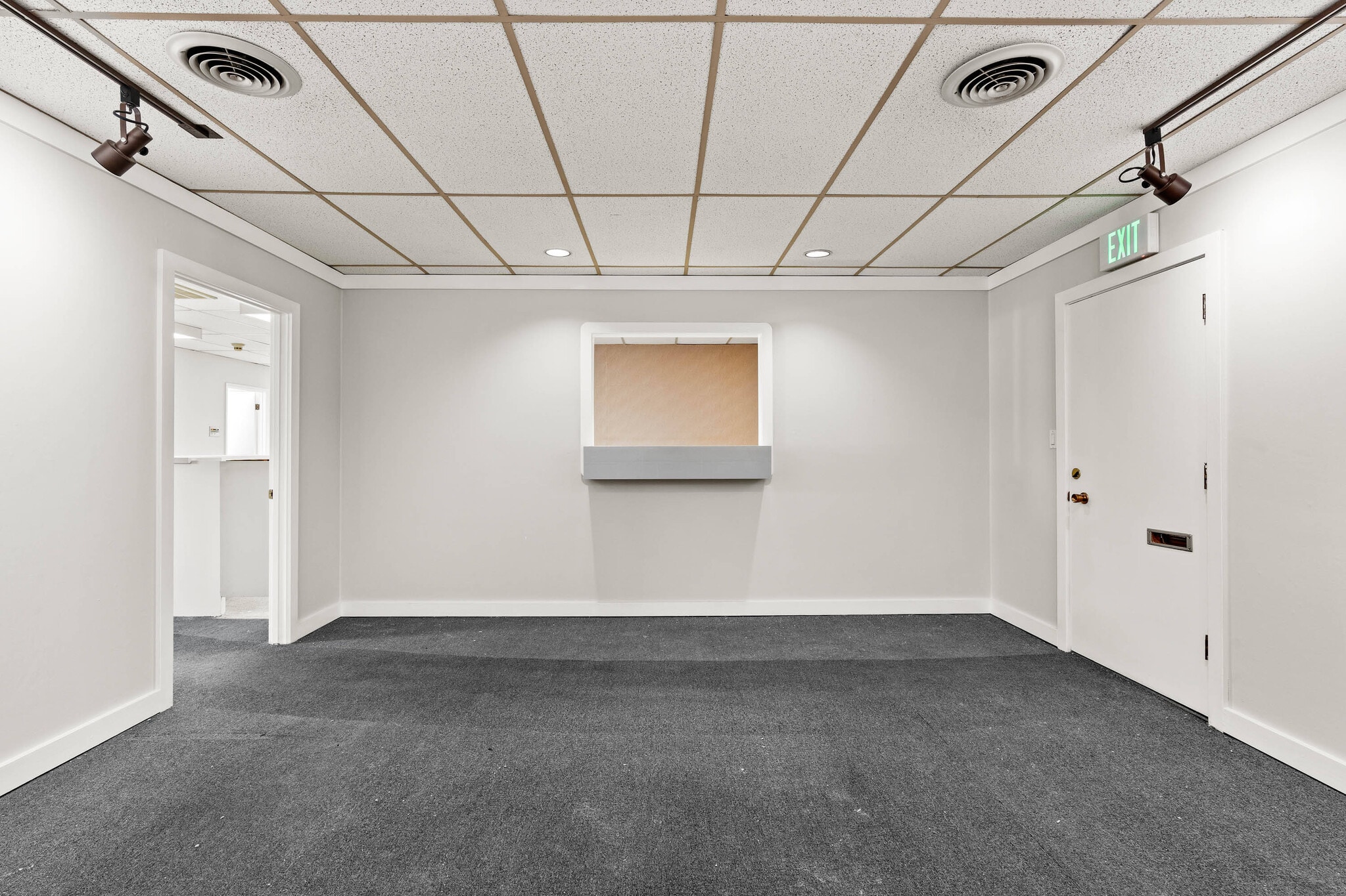 5890-6085 Snell Blvd, San Jose, CA à louer Photo intérieure- Image 1 de 4