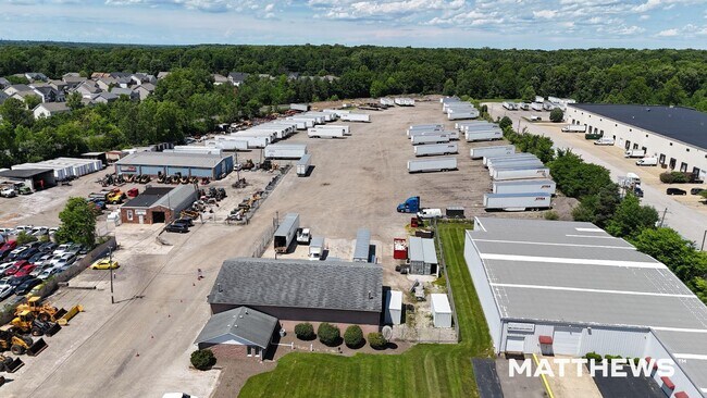 Plus de détails pour 1201 E Highland Rd, Macedonia, OH - Industriel à louer