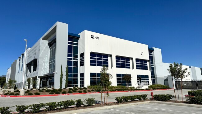 Plus de détails pour 436 W Rialto Ave, Rialto, CA - Industriel à louer