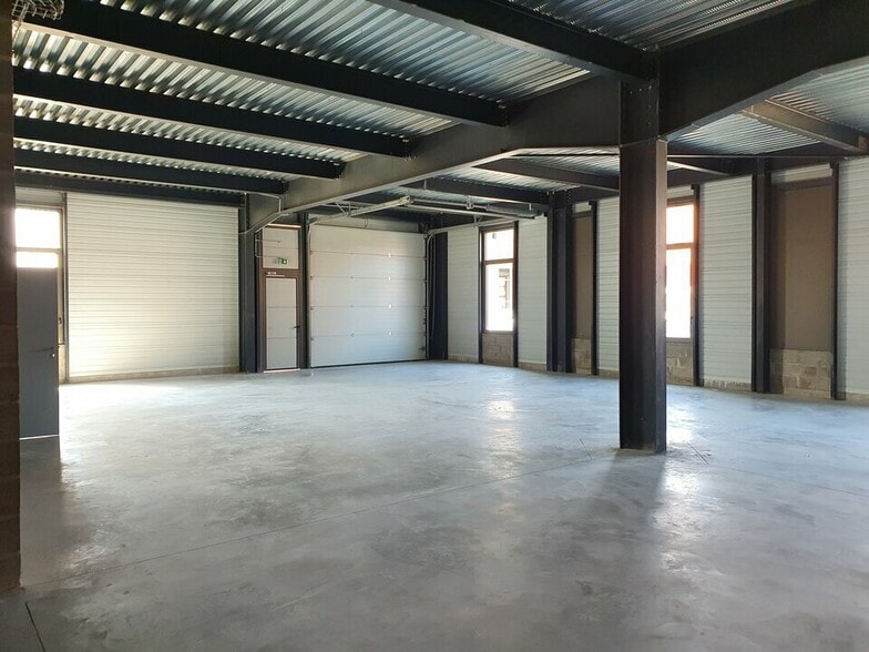 2-4 Avenue Du Valquiou, Tremblay-en-France à vendre - Photo intérieure - Image 1 de 11