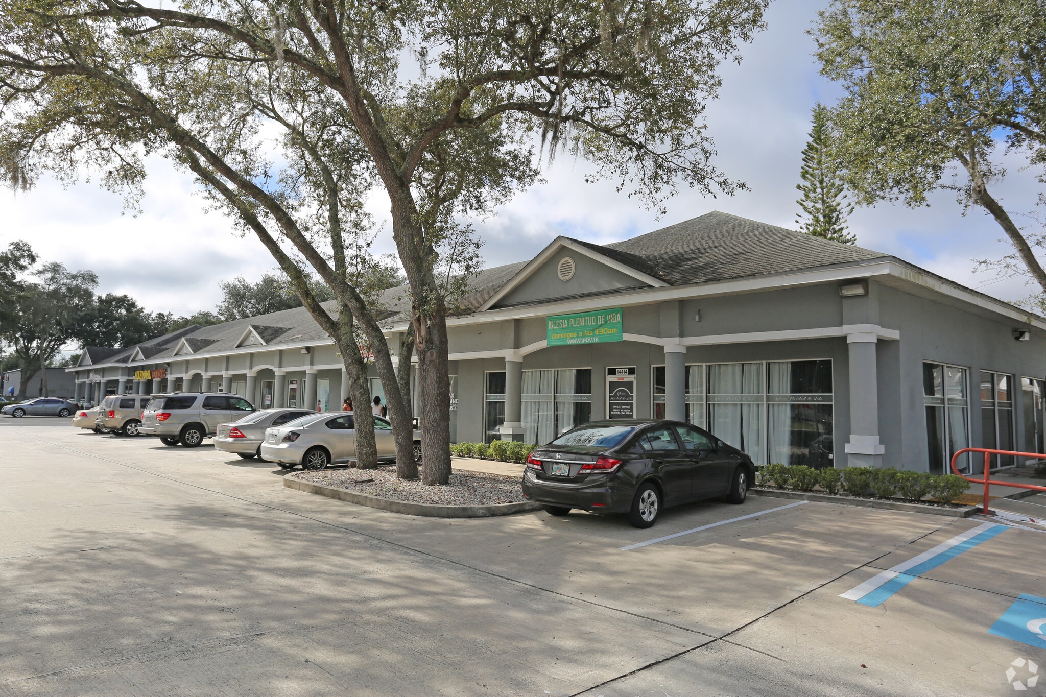 14506 N Florida Ave, Tampa, FL for lease Primary Photo- Image 1 of 9
