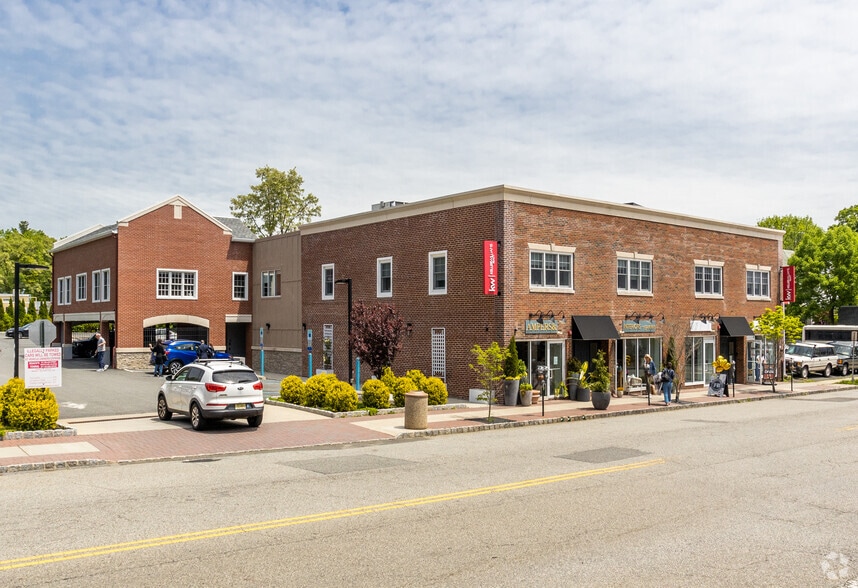237-249 Lorraine Ave, Montclair, NJ à louer - Photo du bâtiment - Image 2 de 4