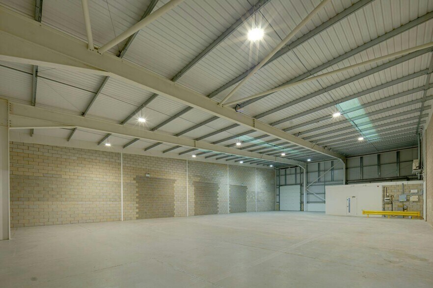 Europa Blvd, Warrington à louer - Photo du bâtiment - Image 2 de 10
