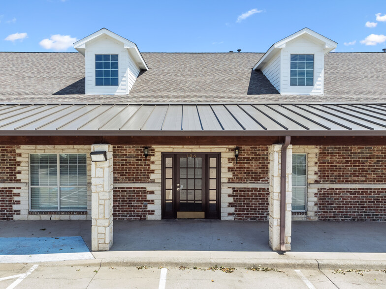 6300 Stonewood Dr, Plano, TX à vendre - Photo du b timent - Image 1 de 45