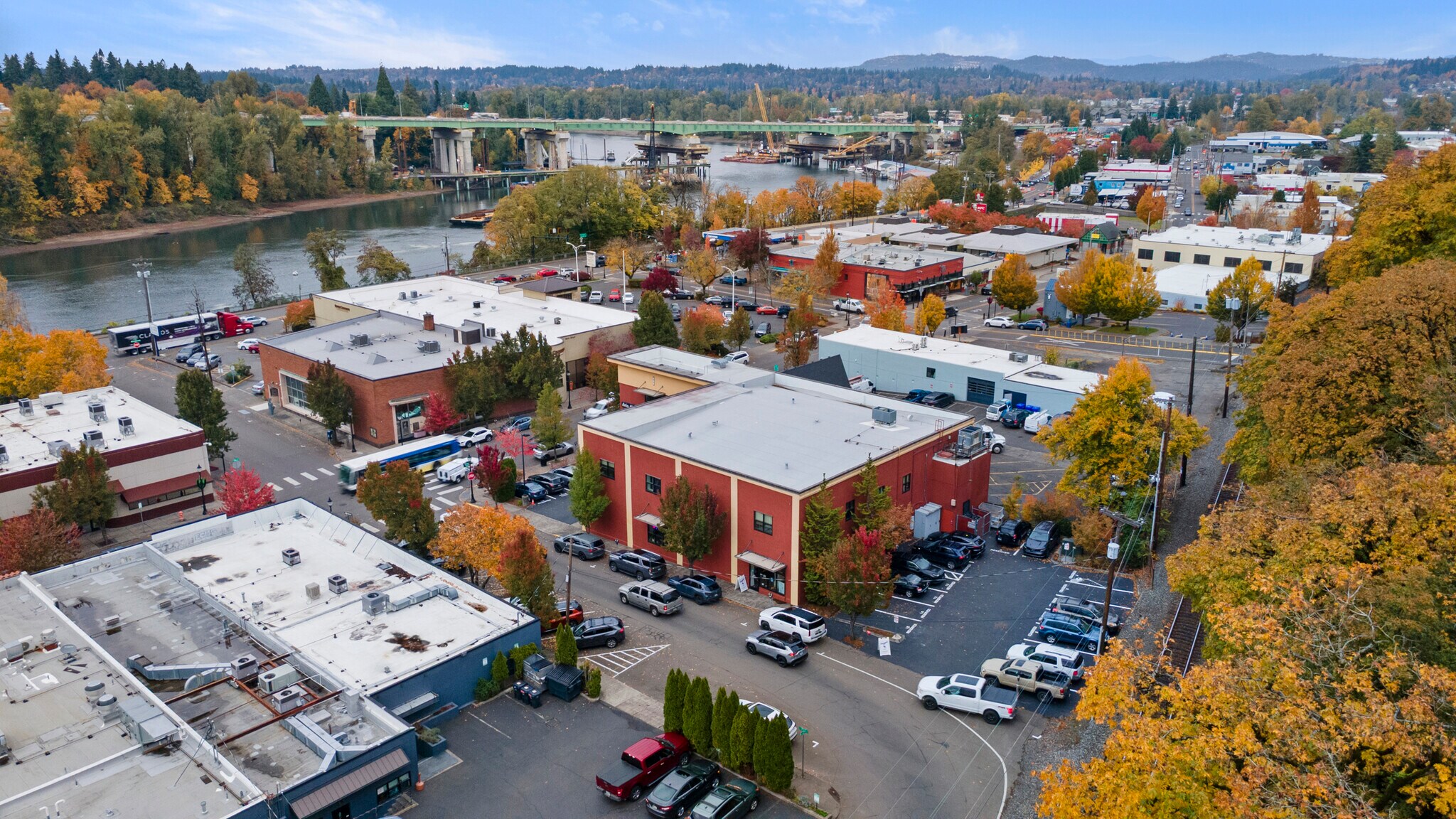 900 Main St, Oregon City, OR for lease Building Photo- Image 1 of 21