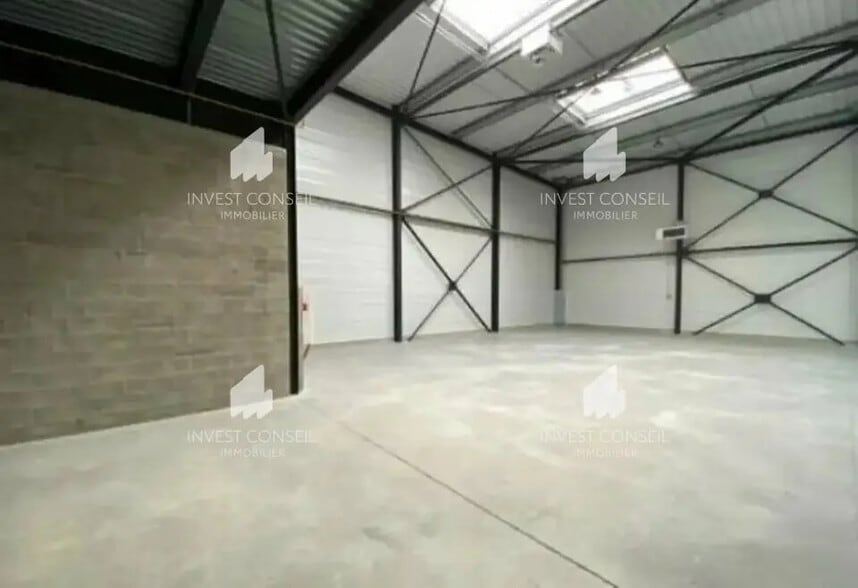 8 Avenue De Stalingrad, Stains à vendre - Photo intérieure - Image 3 de 3