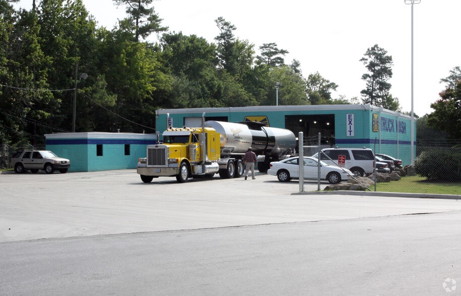 4136 Old McDonough Rd, Conley, GA for lease - Primary Photo - Image 1 of 3