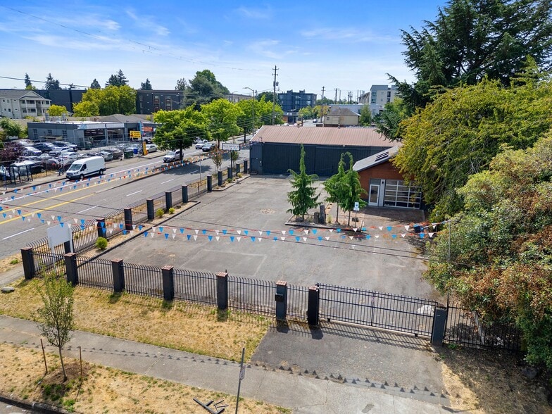 6931 NE Martin Luther King Jr Blvd, Portland, OR for lease - Building Photo - Image 2 of 10