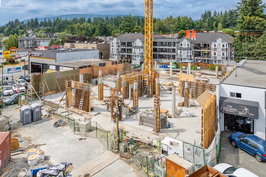 880 15th St W, North Vancouver, BC à louer - Photo de construction - Image 3 de 4