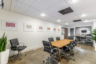 515 N Holtzclaw Ave, Chattanooga, TN for lease Interior Photo- Image 2 of 11