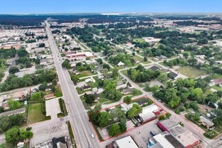 More details for 108 W Montgomery St, Willis, TX - Flex for Sale