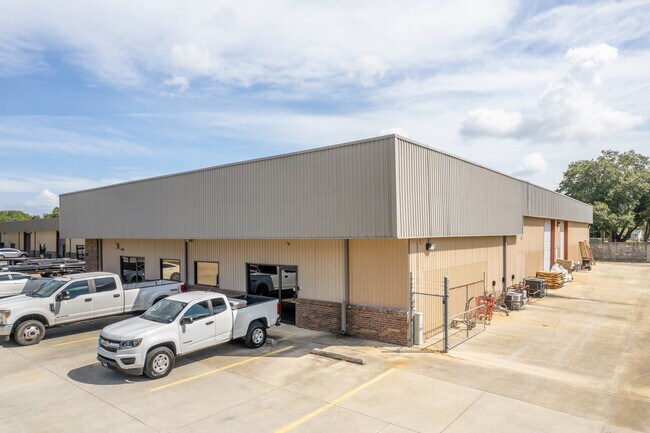 Plus de détails pour 119 Commerce Way, Sanford, FL - Industriel à louer