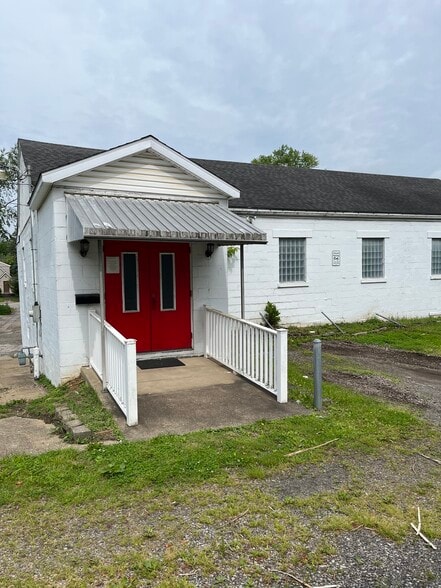 365 Central Ct, Steubenville, OH for lease - Building Photo - Image 2 of 18