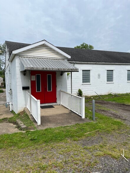 365 Central Ct, Steubenville, OH à louer - Photo du bâtiment - Image 2 de 18